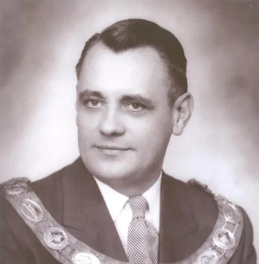 Министр труда и депутат - Михаил Старчевский, Канада