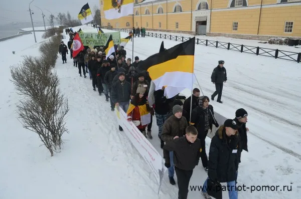 uploads/posts/2012-11/imperskij-styag-simvol-russkogo-nacionalnogo_12.webp