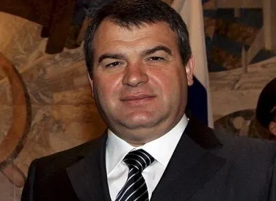 Эффективный министр или …