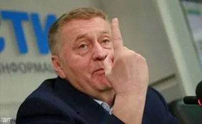 "Пьедестал" для Путина-Шаломова.