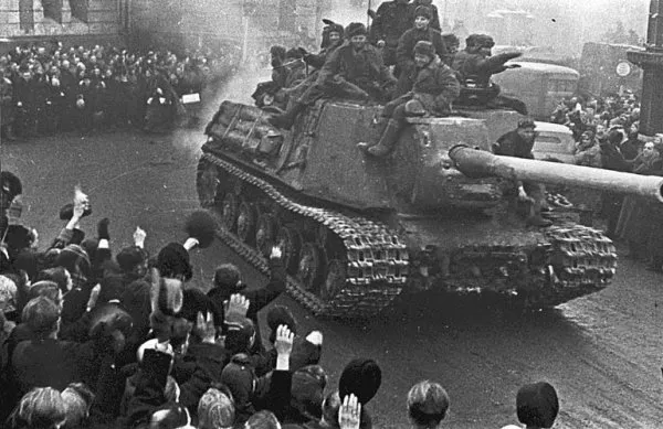 Честное и Славное лицо Русского воина в Европе во Вторую Мировую Войну.