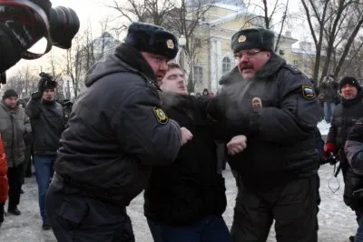 На народном сходе в Петербурге полицией задержаны более 60 человек