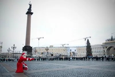 Глава группы "Русский стяг" про Новый Год. Русский Трезвый Новый Год 2013 + Плюшки и Печеньки!
