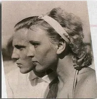 Отношения Белых мужчины и женщины.