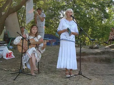 На Языке Расы-росов-русов записаны генетические коды.