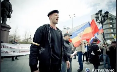 Русский – значит безработный и заключённый?  А русофобы сыты, довольны и наглы или  282 и увольнение, как  эксклюзив для Русских.