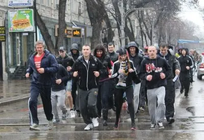 Не вижу, не слышу, не говорю!