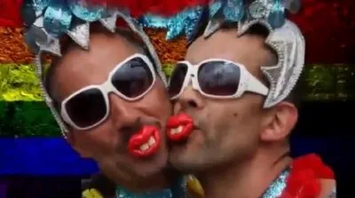 ГЕИ УМИРАЮТ НА 20-30 ЛЕТ РАНЬШЕ НОРМАЛЬНЫХ ЛЮДЕЙ !