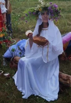 Лельник - Девичий Славянский Праздник.