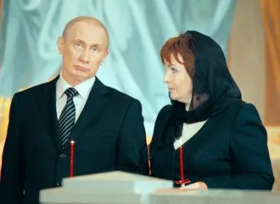 Развестись с Путиным.