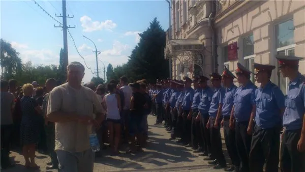"БЛАГОРОДНЫЙ ЧЕЧЕНСКИЙ НАРОД" И "НЕДОСТОЙНОЕ РУССКОЕ БЫДЛО"