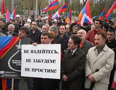 СВОИ и ЧУЖИЕ.