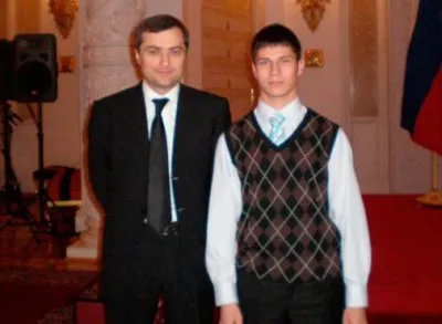 Гомосексуальная гвардия Владислава Суркова.