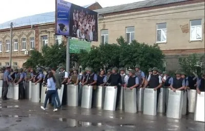 Пугачёв: задержания, запугивания, уговоры