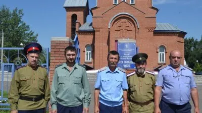 Казаки-россияне в Пугачёве выступили против Русских приезжающих в город