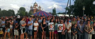 Мать убитого в Пугачеве Руслана Маржанова / Видео