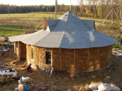 Практика строительства Соломенных домов (до 31 августа 2013 г. включительно, Урал, Свердловская обл.)
