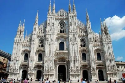 Высокая мода как продукт католической Европы