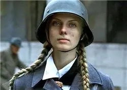 Демографическая политика двух политических систем: национал-социализма и демократии.