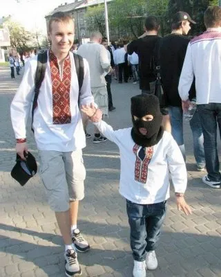 "Мой сын - фашист!"