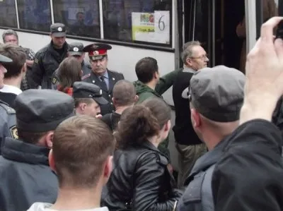 ЦПЭ Санкт-Петербурга применяет пытки к задержанным