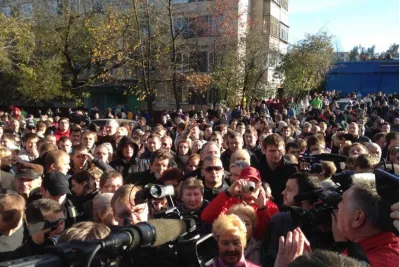 Русское востание в Бирюлёво: Народный сход в Москве перерос в погромы / Обновление 11