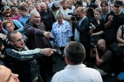 БИРЮЛЁВЦЫ: ПРОВОКАТОРЫ ИЛИ ЗАЩИТНИКИ?