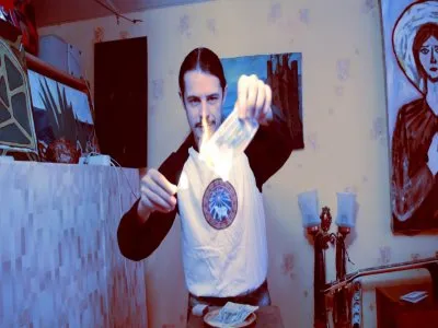 Дмитрий Беранже. Ритуал сожжения денег. 17.10.2013