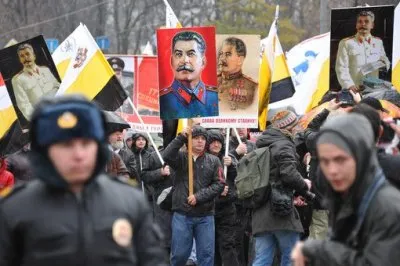 После Русского марша. Нужен ли нам свой "Антисталин"? (опрос)