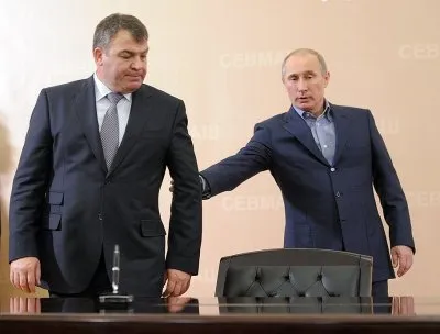 Табуреткин-Сердюков займётся "развитием" Ростехнологий