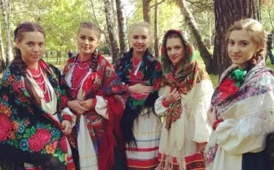 Представляем славянский ансамбль Белое злато