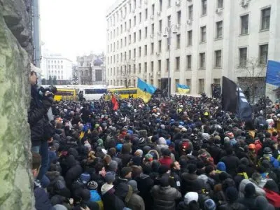 Украинский протест - всё более яростный, всё более национальный
