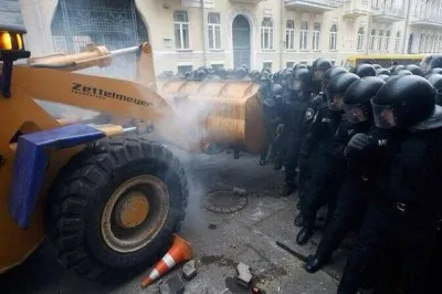 Украинский протест - всё более яростный, всё более национальный