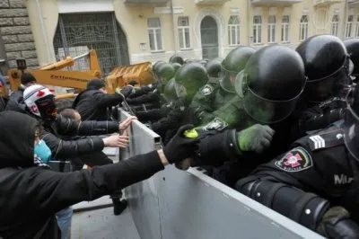 Украинский протест - всё более яростный, всё более национальный