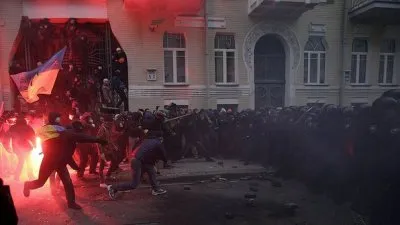 Украинский протест - всё более яростный, всё более национальный