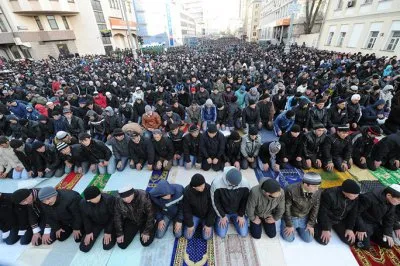 Мигрантские гетто в Москве продолжают разрастаться