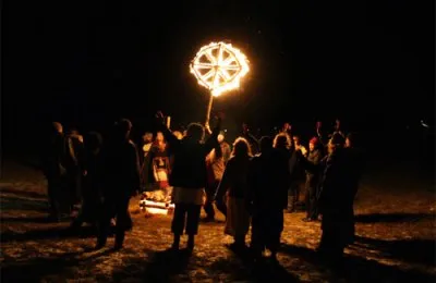 С солнцеворотом! С зимнем солнцестоянием! С праздником Коляда!