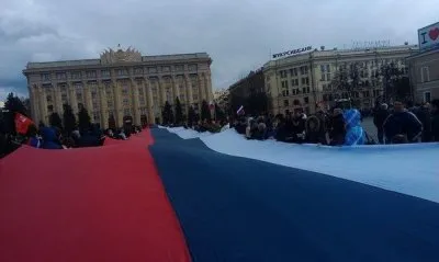 Народное восстание на Украине: В Донецке пророссийскими силами захвачена прокуратура и СБУ