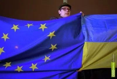 Адекватный «западенец»: раскол Украины неизбежен, на Украине два противоположных народа