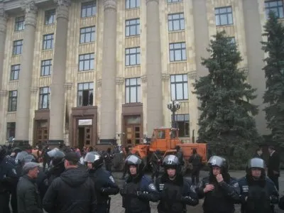 Харьковскую администрацию захватили сторонники украинской хунты