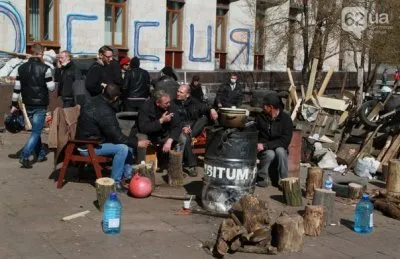 Отдельные башни Кремля сливают Русскую Весну?