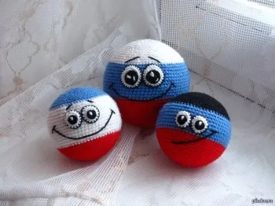 Донецкая Народная Республика просит принять её в состав России [Опрос]