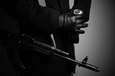 Путин сдаёт Новороссию - значит Путин следующий диктатор которого уничтожит запад?