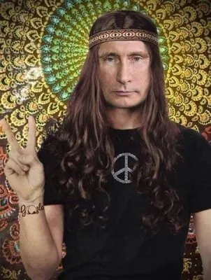 РОССИЯ И УКРАИНА: маски войны