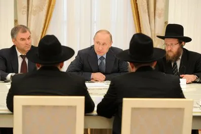 Прекратить спекуляции на «холокосте». Открытое письмо к В. Путину