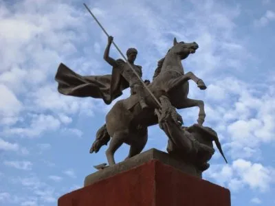 Потерянный герой Русов