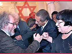 Ещё два преступления пятой колонны