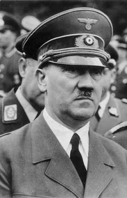 Из речи А.Гитлера в берлинском Дворце спорта 1940 года