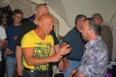 Как судимый за взятку подполковник ФСБ, экс-мент и сутенёр пытаются возглавить русских патриотов.