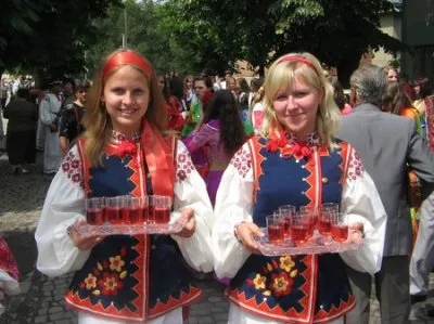 Русины - часть русского мира притесняемого украинцами. От Сталина до Порошенко из русинов делают украинцев